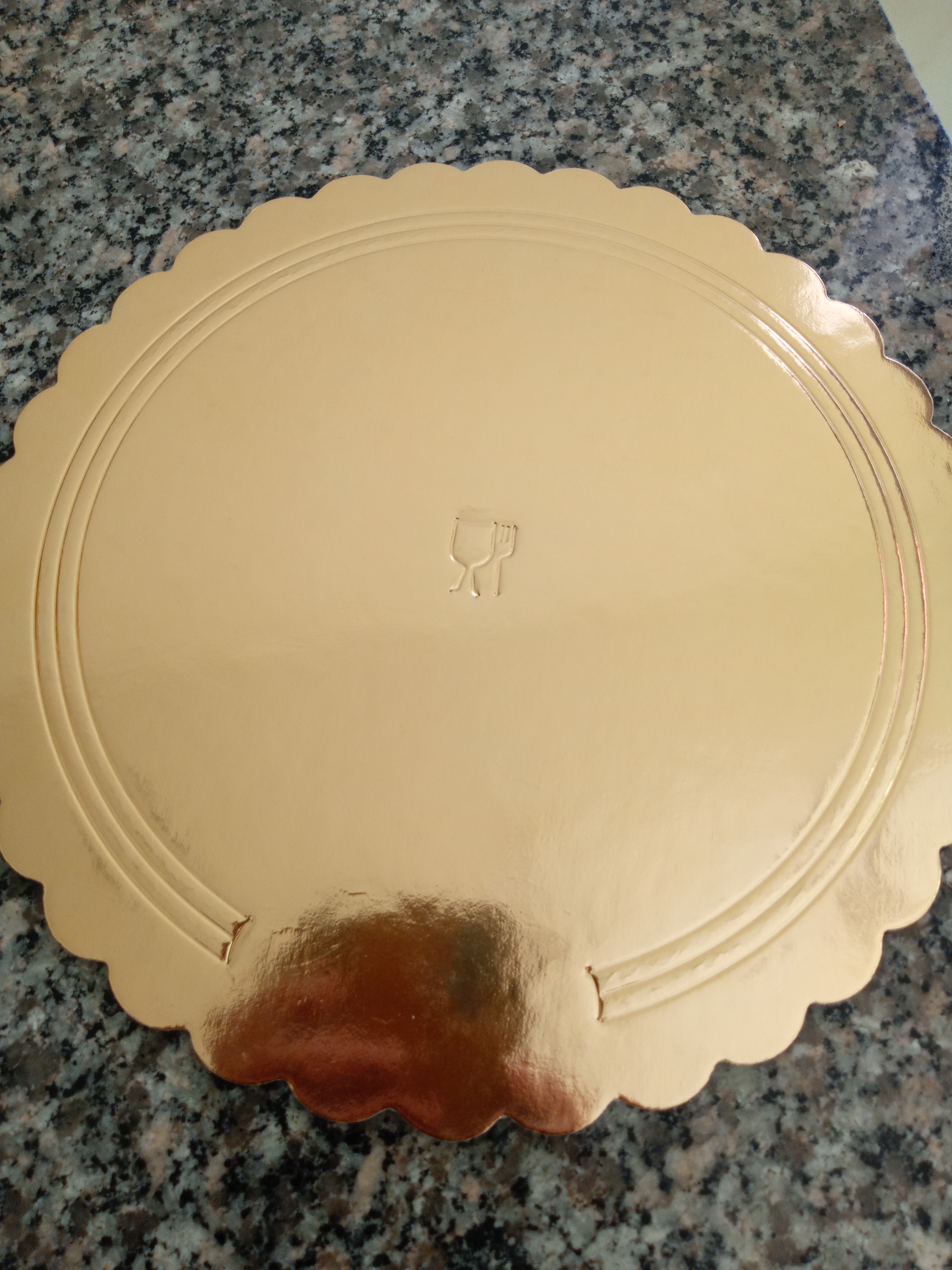 Tortova podlozka zlata priemer 26 cm