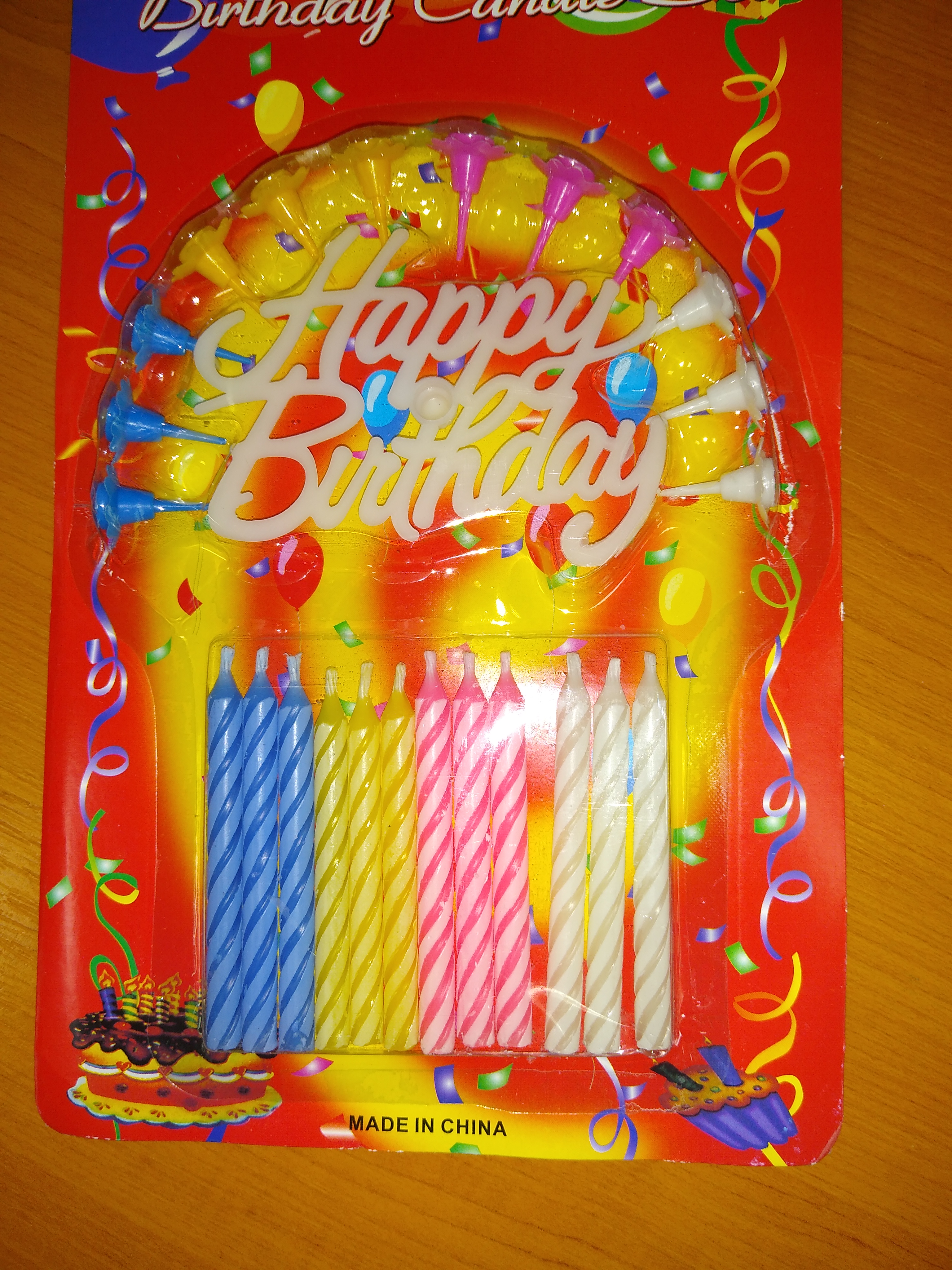 Sviečky +nápis Happy birthday