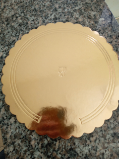 Tortova podložka zlatá priemer 30 cm